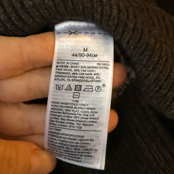 Banana Republic Merino Wool Blend Sweater Dolman Sleeve M Chocolate Stripe Yak - Picture 9 of 10